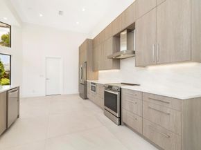 1121 Sand Drift Way D, West Palm Beach FL 33411