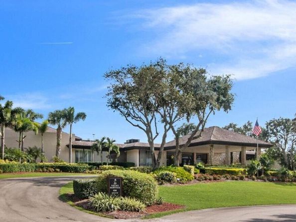 1121 Sand Drift Way D, West Palm Beach FL 33411