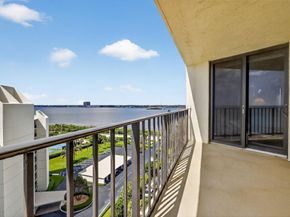 5420 N Ocean Drive 1102, Singer Island FL 33404