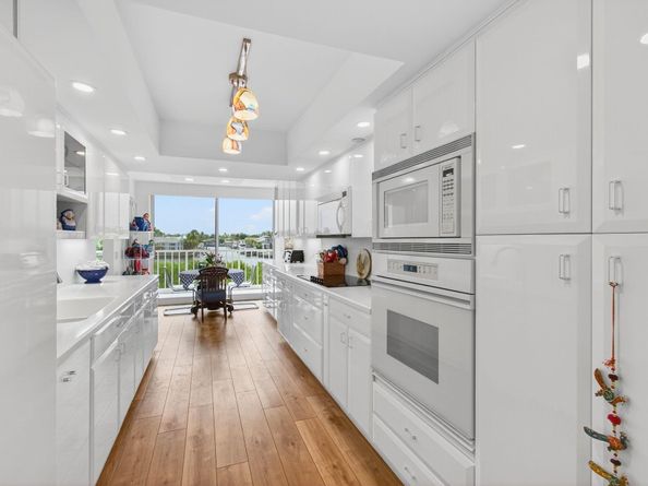 3210 S Ocean Boulevard 301, Highland Beach FL 33487