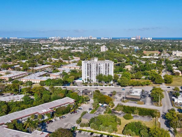 1800 N Andrews Avenue 9i, Fort Lauderdale FL 33311