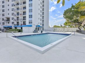 1800 N Andrews Avenue 9i, Fort Lauderdale FL 33311