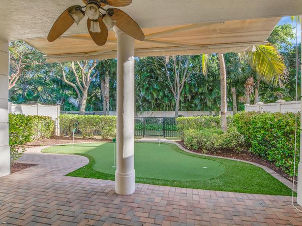 668 NE Francesca Lane, Boca Raton FL 33487