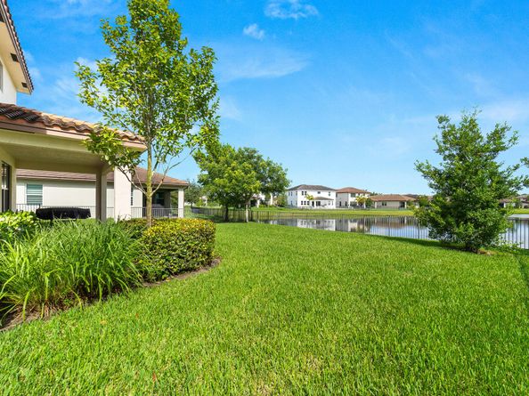 1310 Whitcombe Drive, Royal Palm Beach FL 33411