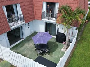 1425 Oxford Lane, Boynton Beach FL 33426
