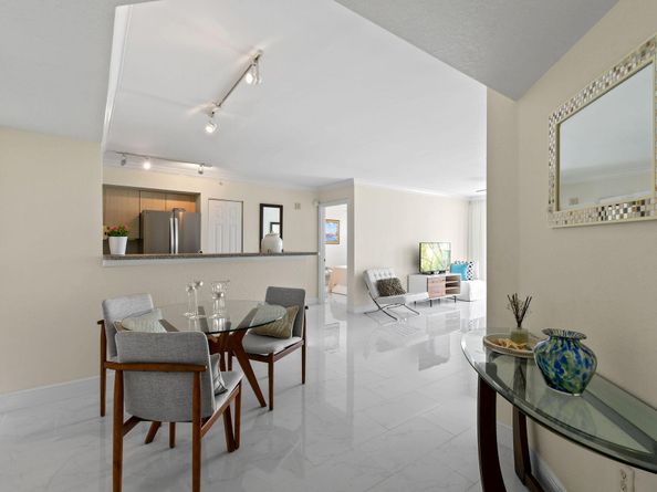 1801 N Flagler Drive 804, West Palm Beach FL 33407