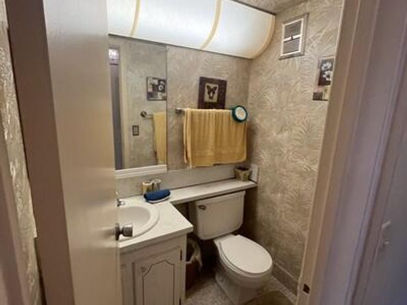 50 Berkshire B 50, West Palm Beach FL 33417