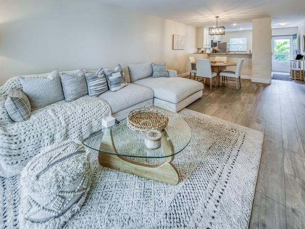 1428 S Lakeside Drive 31, Lake Worth Beach FL 33460