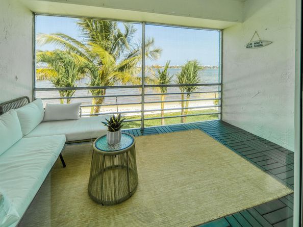1428 S Lakeside Drive 31, Lake Worth Beach FL 33460