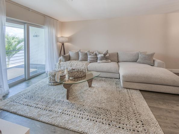 1428 S Lakeside Drive 31, Lake Worth Beach FL 33460