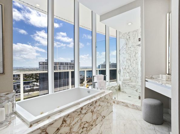 4100 Island Boulevard Ph1, Aventura FL 33160