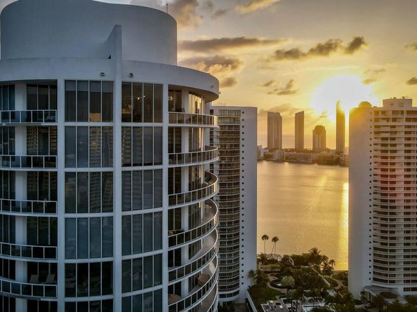 4100 Island Boulevard Ph1, Aventura FL 33160