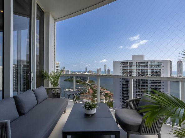 4100 Island Boulevard Ph1, Aventura FL 33160