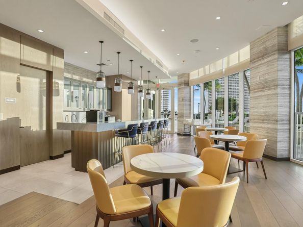 4100 Island Boulevard Ph1, Aventura FL 33160