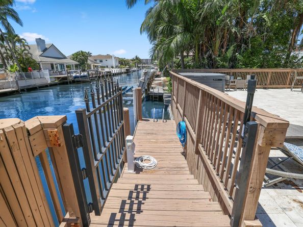 1030 Rhodes Villa Avenue, Delray Beach FL 33483