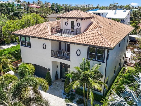 1030 Rhodes Villa Avenue, Delray Beach FL 33483