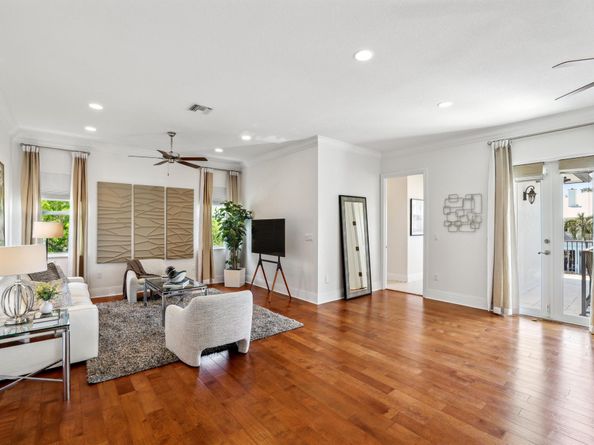 1030 Rhodes Villa Avenue, Delray Beach FL 33483