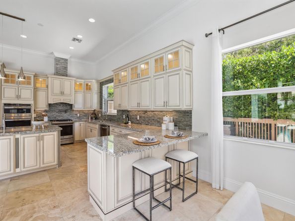 1030 Rhodes Villa Avenue, Delray Beach FL 33483