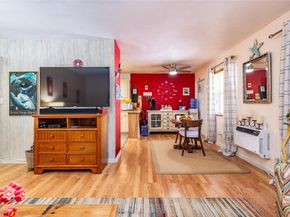 810 Lake Shore Dr 25, West Palm Beach FL 33403