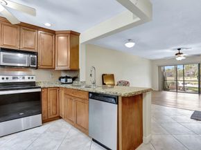 3341 Carambola Cir 2415, Pompano Beach FL 33066