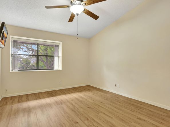 3341 Carambola Cir 2415, Pompano Beach FL 33066