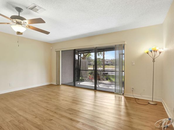 3341 Carambola Cir 2415, Pompano Beach FL 33066