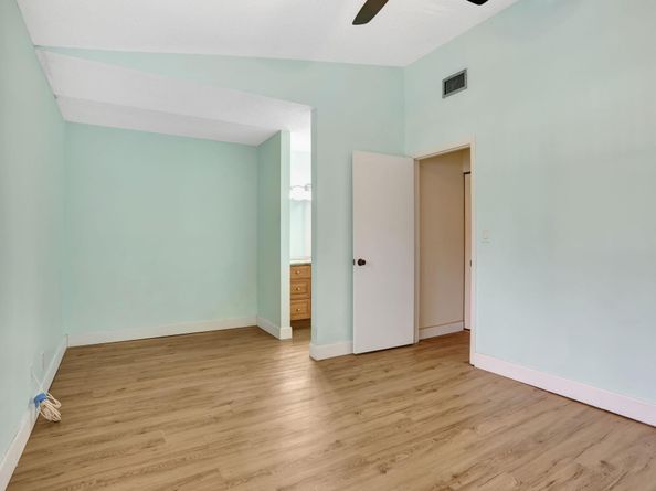3341 Carambola Cir 2415, Pompano Beach FL 33066