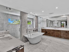 4621 NE 25th Ave, Fort Lauderdale FL 33308