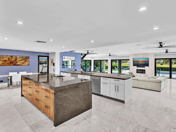 4621 NE 25th Ave, Fort Lauderdale FL 33308