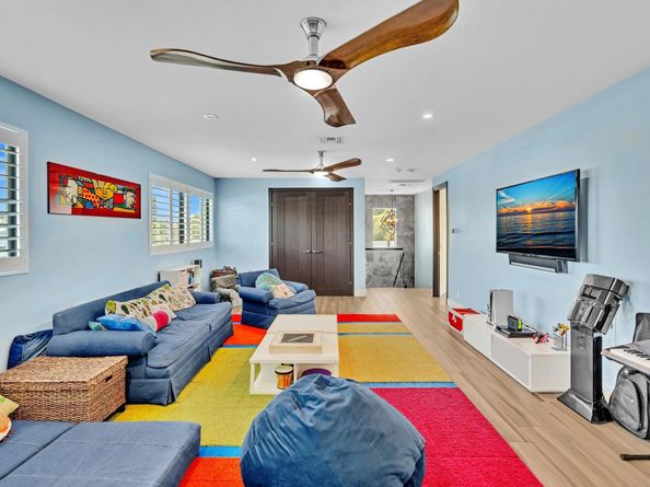 4621 NE 25th Ave, Fort Lauderdale FL 33308