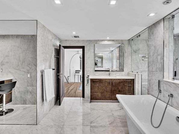 4621 NE 25th Ave, Fort Lauderdale FL 33308