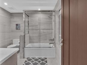 4621 NE 25th Ave, Fort Lauderdale FL 33308