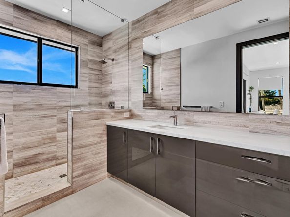 4621 NE 25th Ave, Fort Lauderdale FL 33308