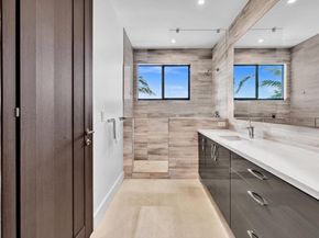 4621 NE 25th Ave, Fort Lauderdale FL 33308