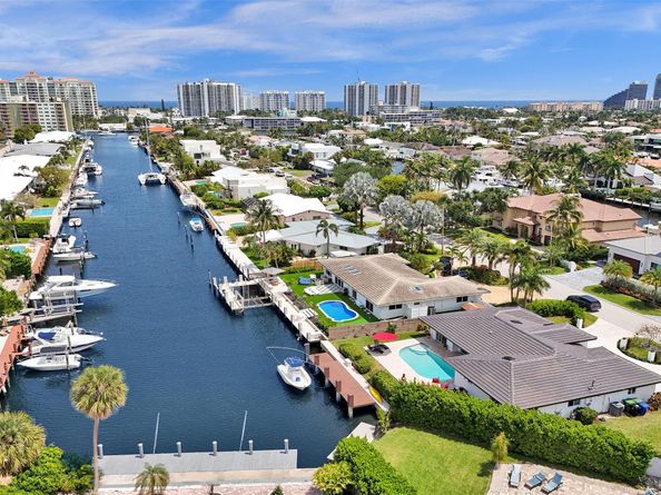 2805 NE 29th St, Fort Lauderdale FL 33306