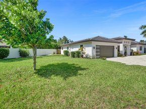 2805 NE 29th St, Fort Lauderdale FL 33306