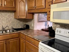 140 Lake Nancy Lane 213, West Palm Beach FL 33411