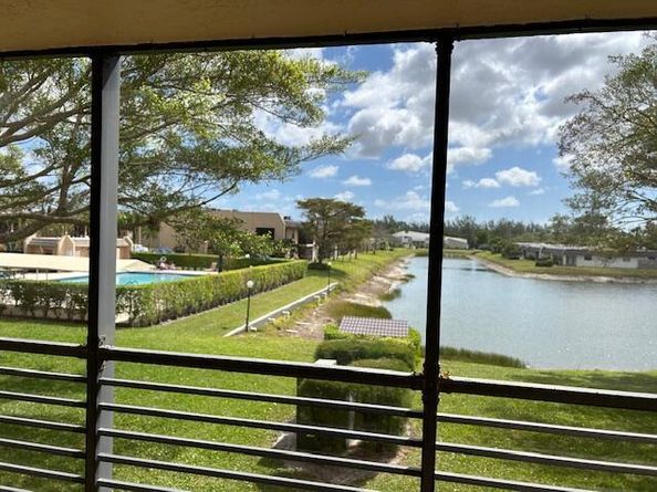 140 Lake Nancy Lane 213, West Palm Beach FL 33411
