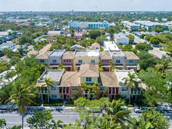 219 N L Street 111, Lake Worth Beach FL 33460