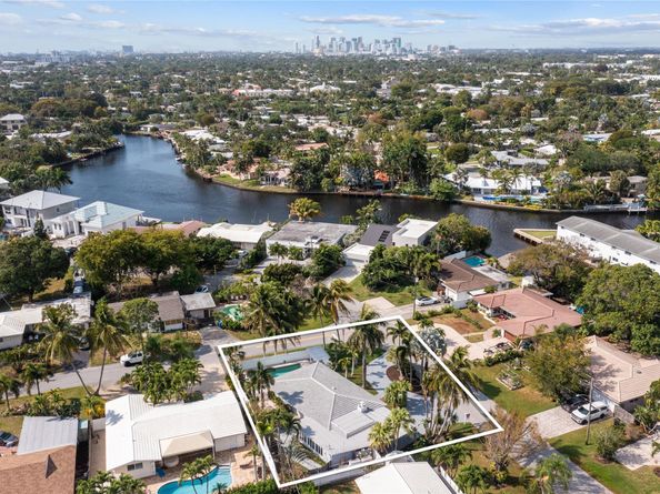 2936 Coral Shores Dr, Fort Lauderdale FL 33306