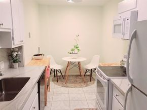 4330 Hillcrest Dr 705, Hollywood FL 33021