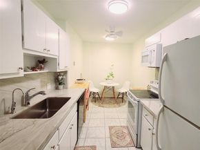 4330 Hillcrest Dr 705, Hollywood FL 33021