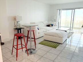 4330 Hillcrest Dr 705, Hollywood FL 33021