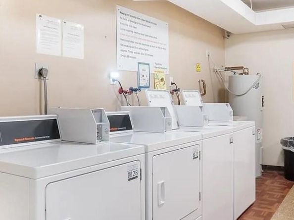 4330 Hillcrest Dr 705, Hollywood FL 33021