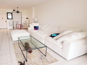 4330 Hillcrest Dr 705, Hollywood FL 33021