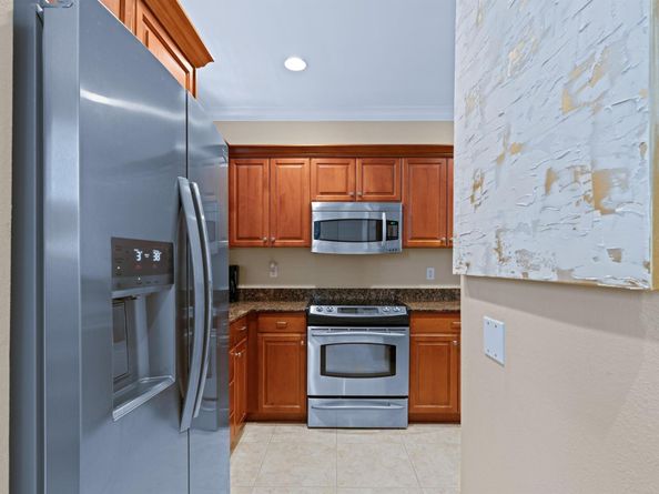 328 W Pine Street 22, Lantana FL 33462