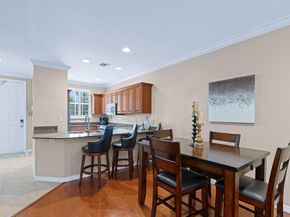 328 W Pine Street 22, Lantana FL 33462