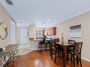 328 W Pine Street 22, Lantana FL 33462