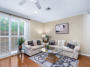 328 W Pine Street 22, Lantana FL 33462