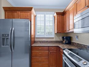 328 W Pine Street 22, Lantana FL 33462